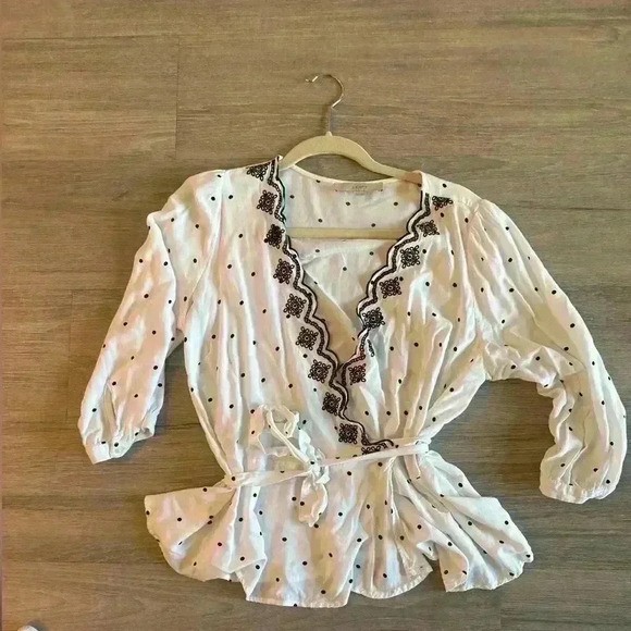 Ann Taylor Loft Polka Dot White Scalloped Trim Wrap Blouse - Picture 2 of 4